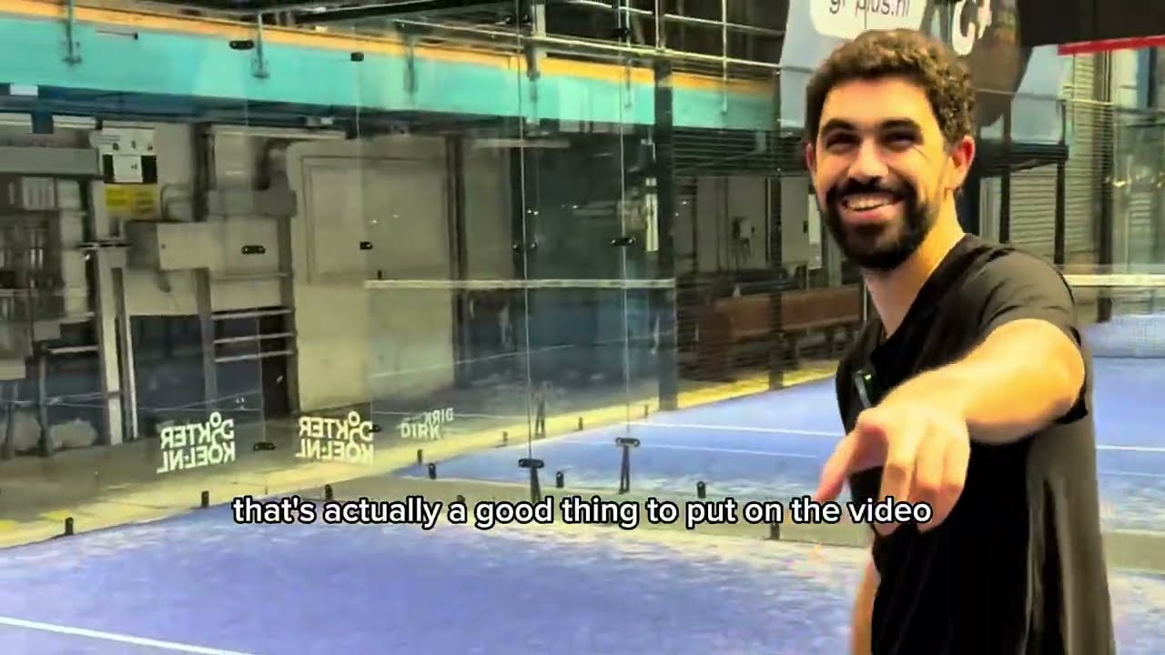 PADEL TIPS #1 | Defending The Corner Made Simple 