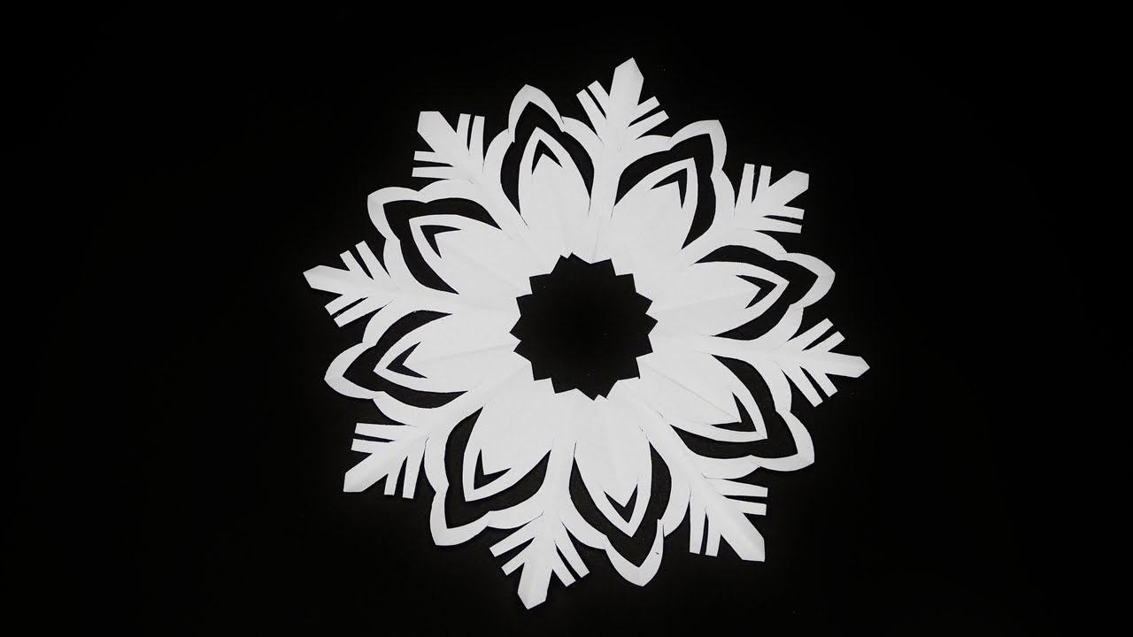 Easy Paper Snowflakes - How to make Snowflakes out of Paper (1685)