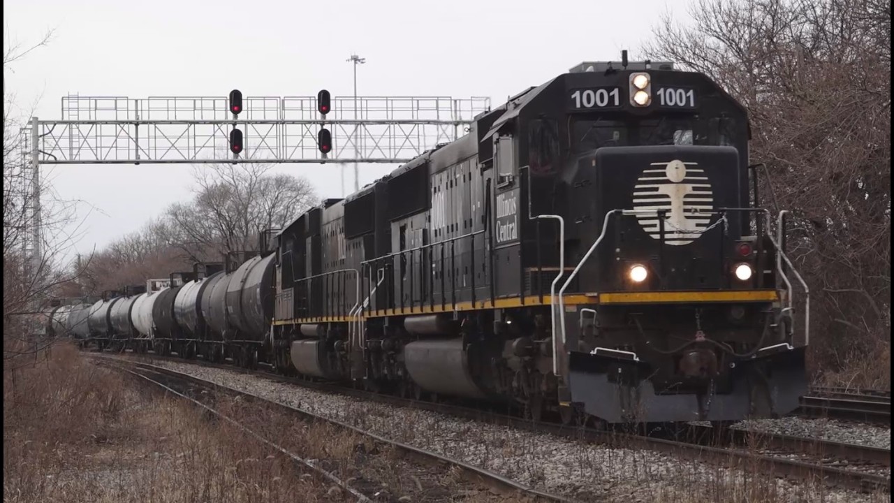 IC 1001 Leads L536 At Corwith Junction, Chicago, IL. 1-08-26