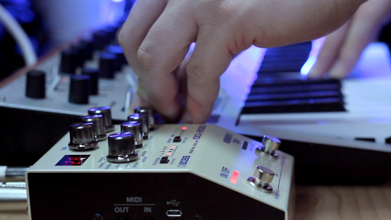 BOSS DD-200 vs Korg Monologue