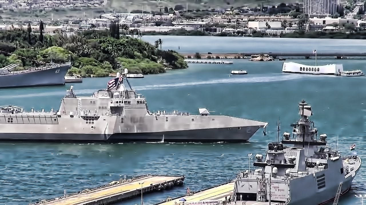 USS Independence (LCS 2) Arrives At Pearl Harbor Naval Base