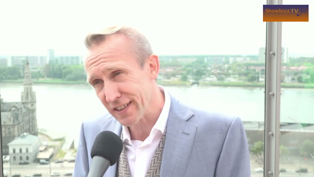 Dirk Van Vooren stelt nieuw productiehuis voor