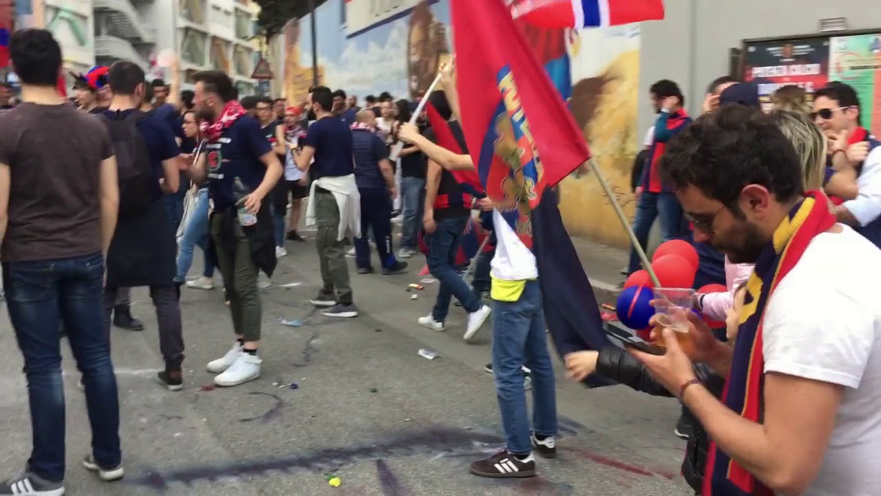 Dopo la promozione del Potenza, tifosi in festa durante le strade della città