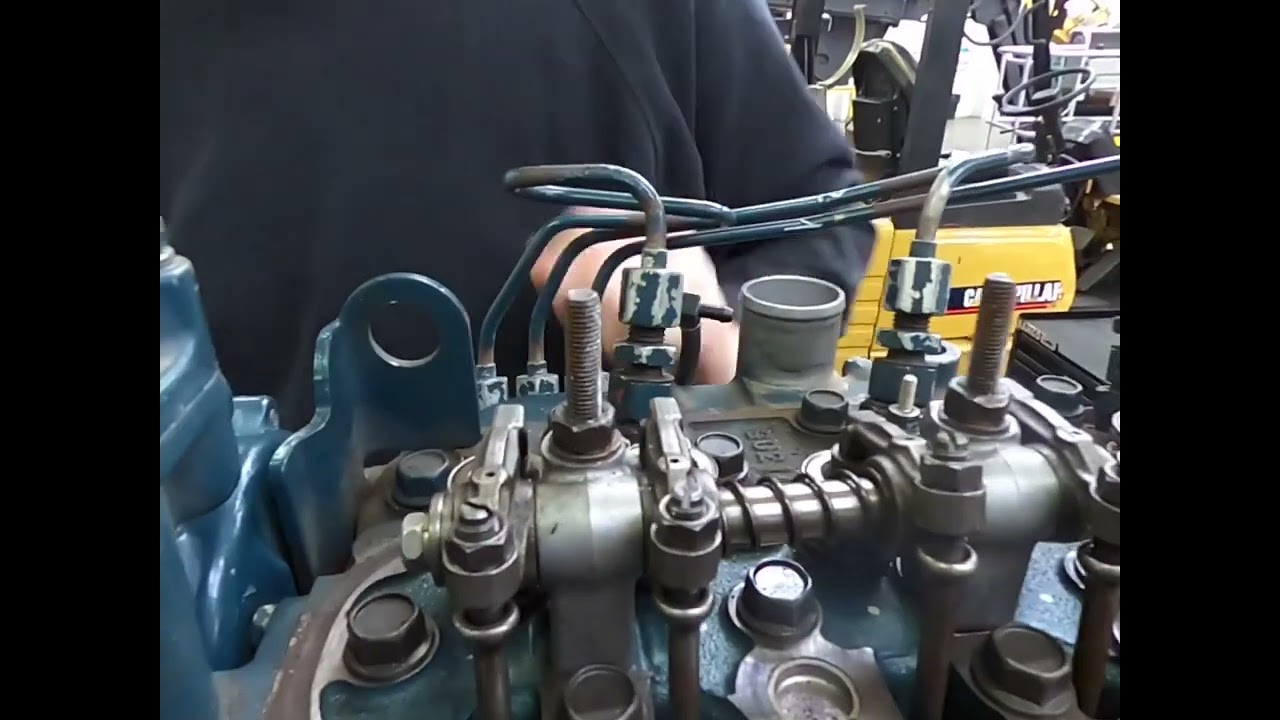 Valve clearance on a kubota engine