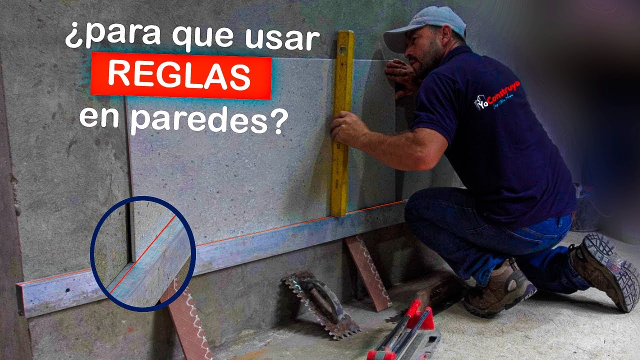 Uso de reglas en paredes para pegar cerámica o azulejos