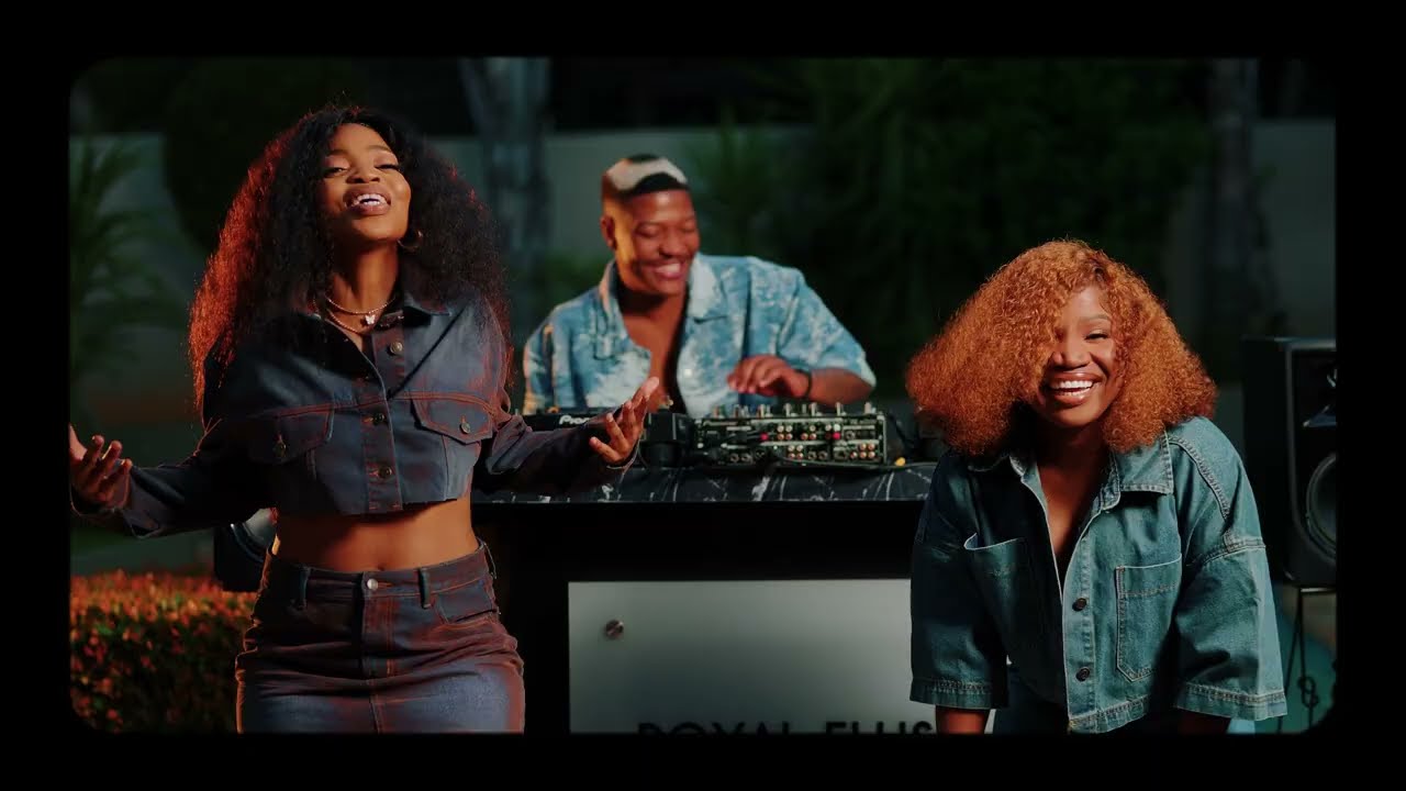 Zanda Zakuza & Makhadzi - Left & Right (feat. Ba Bethe Gashoazen) (Official Video)
