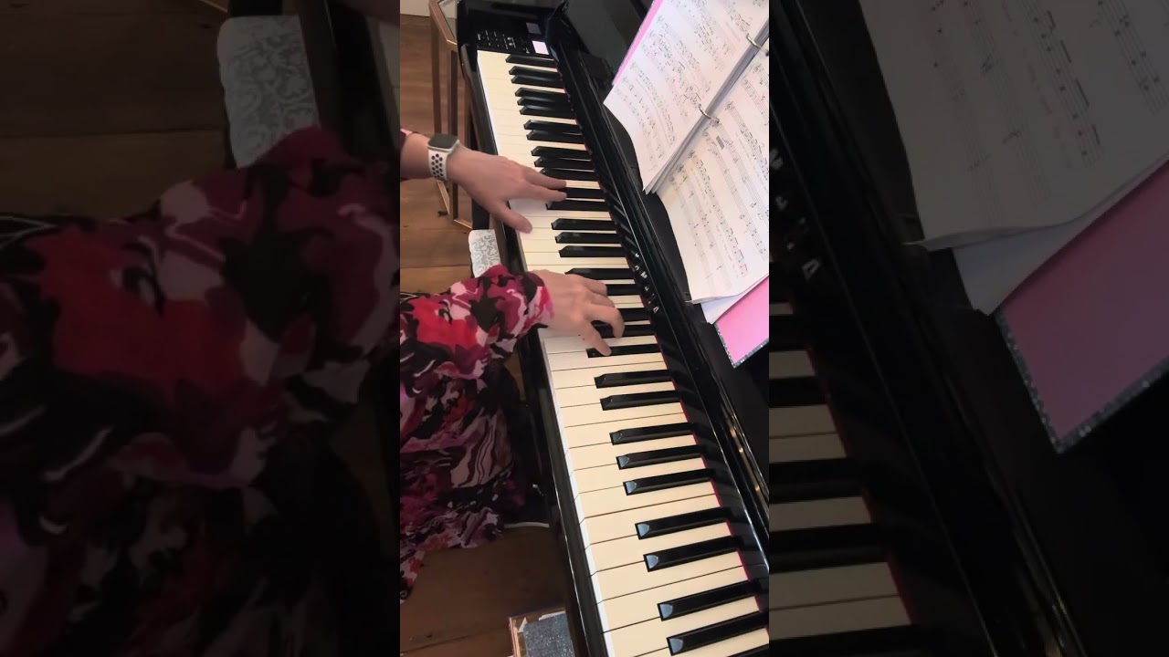 Song of a nightclub proprietress. Madeleine Dring. ￼Piano part.