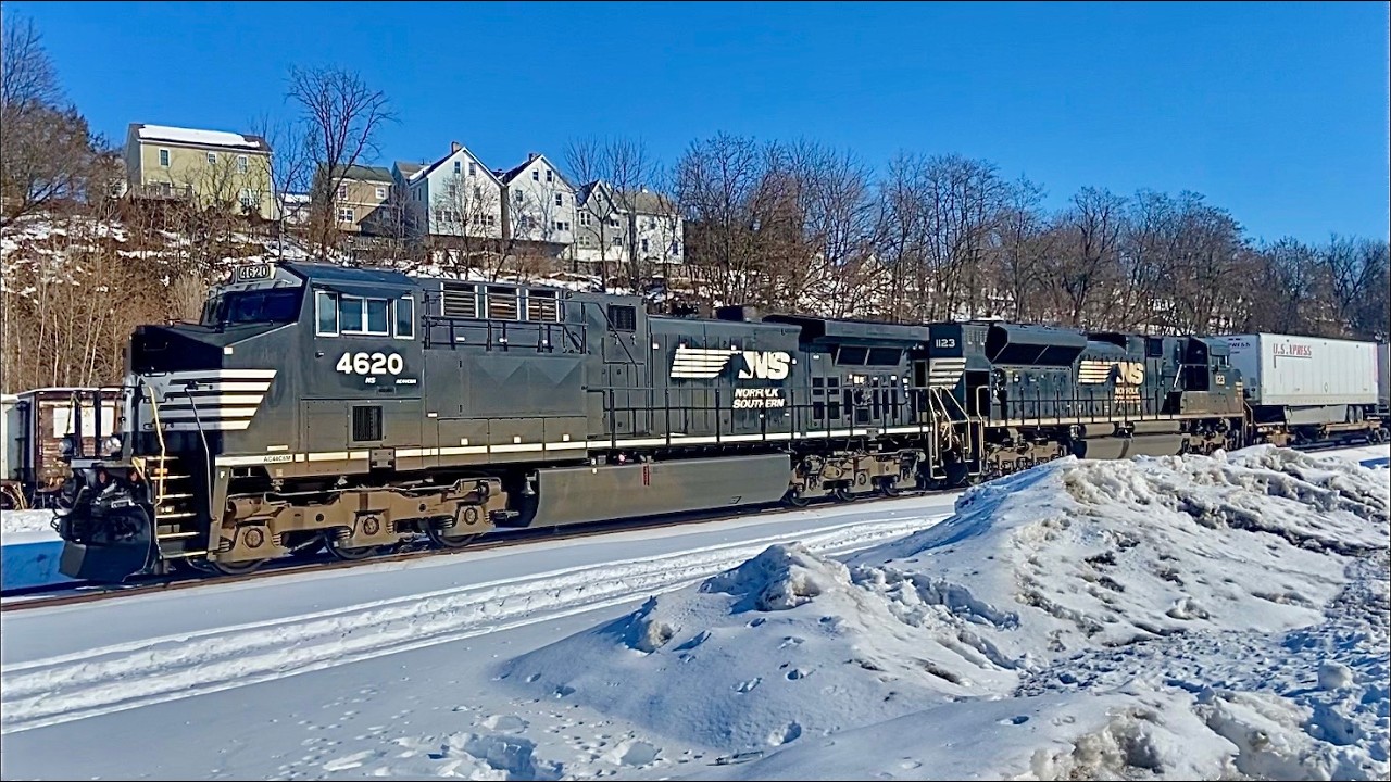 SD70ACE Trails on NS 29G