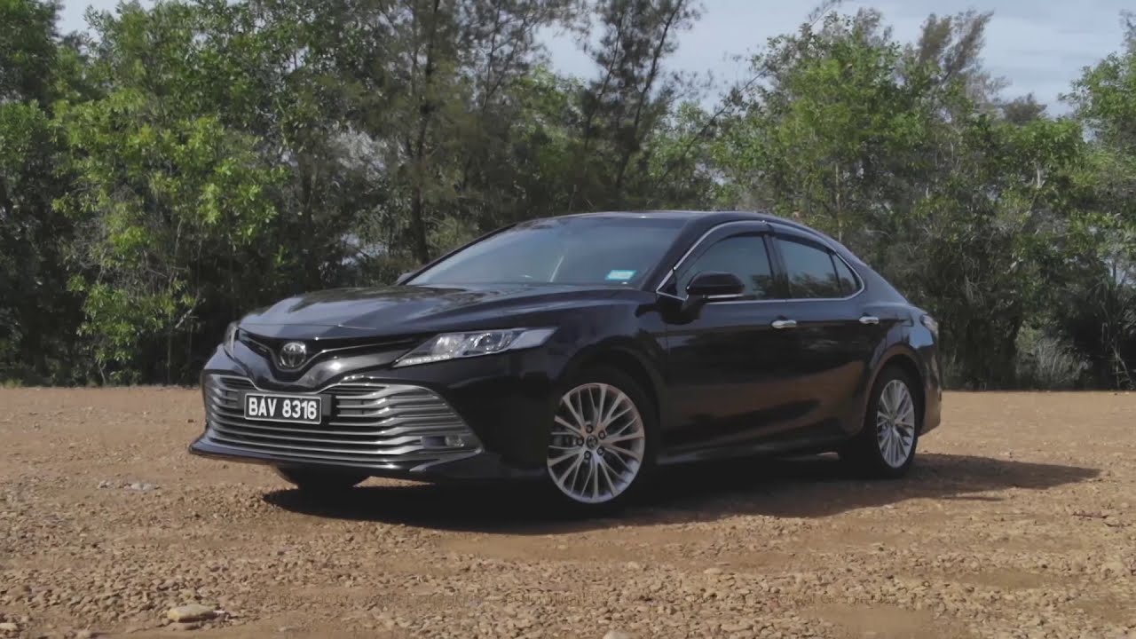Toyota Camry: poised and powerful mid-sized sedan