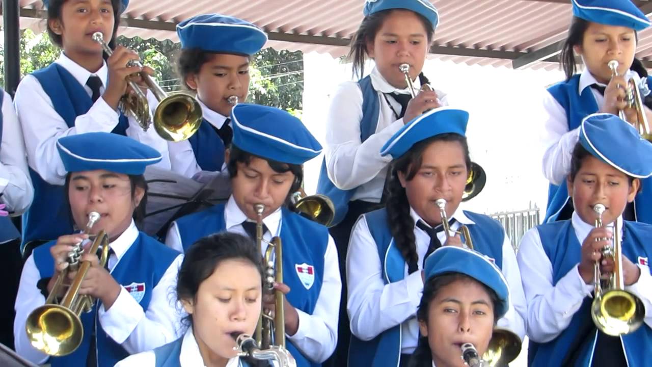 Marcha Militar - TUPAC AMARU / Colegio 