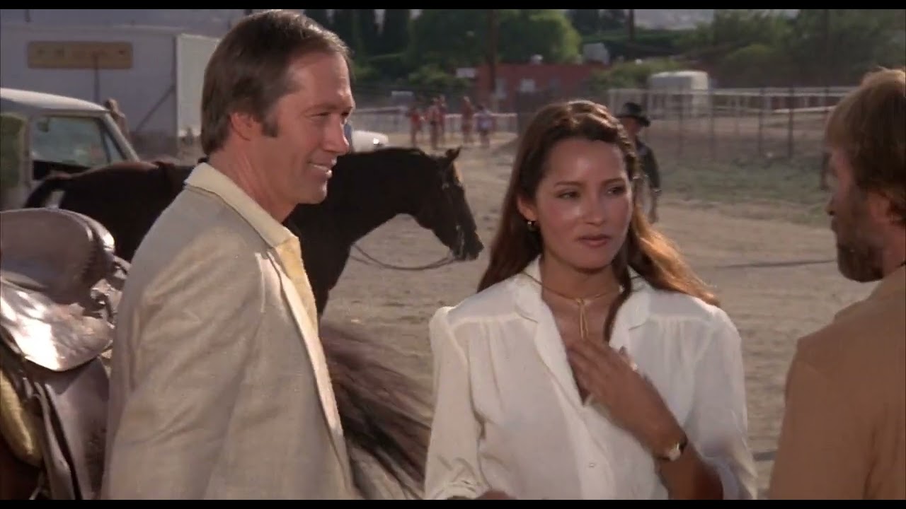 Lone Wolf McQuade - Chuck Norris Meets David Carradine