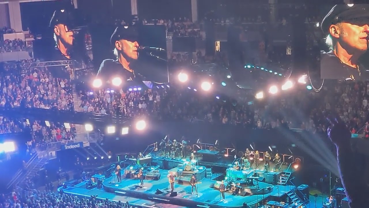 Bruce Springsteen - Badlands - Austin TX - 2/16/2023