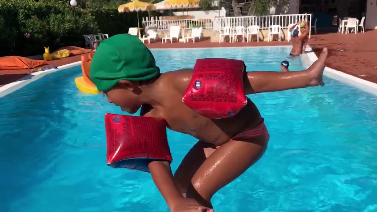 Tuffi in Piscina