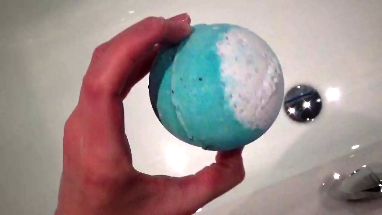Lush Big Blue Bath Bomb *Demo & Review*