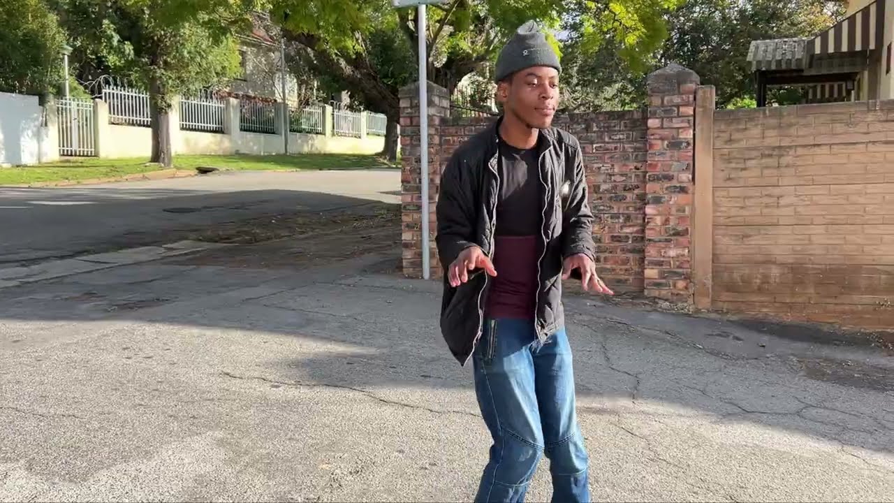 Bronico Wakasi feat M.I.B Boyz - Mokgotsi Waka (Official Video)