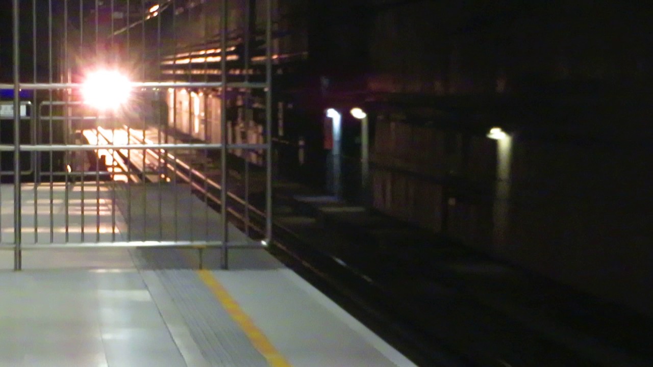 高鐵回送列車 板橋站南下通過
