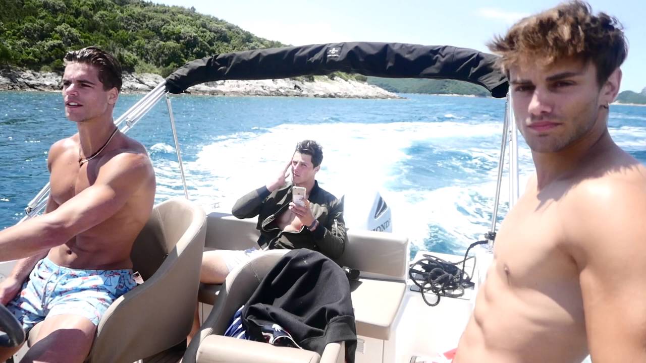 Sergio Carvajal, Max Hamilton, William Rh, Giovanni Bonamy in CROATIA