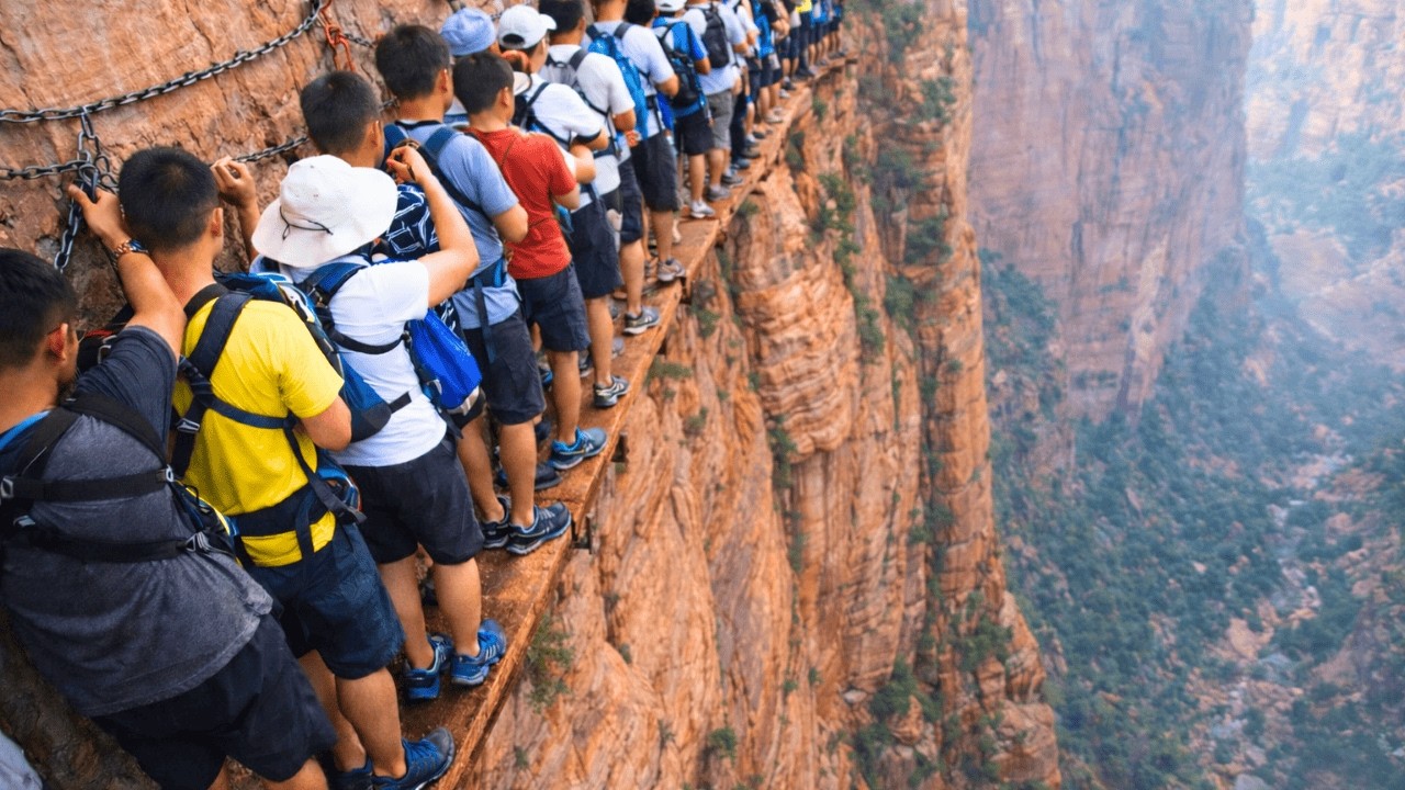 20 Most Dangerous Hiking Trails in the World