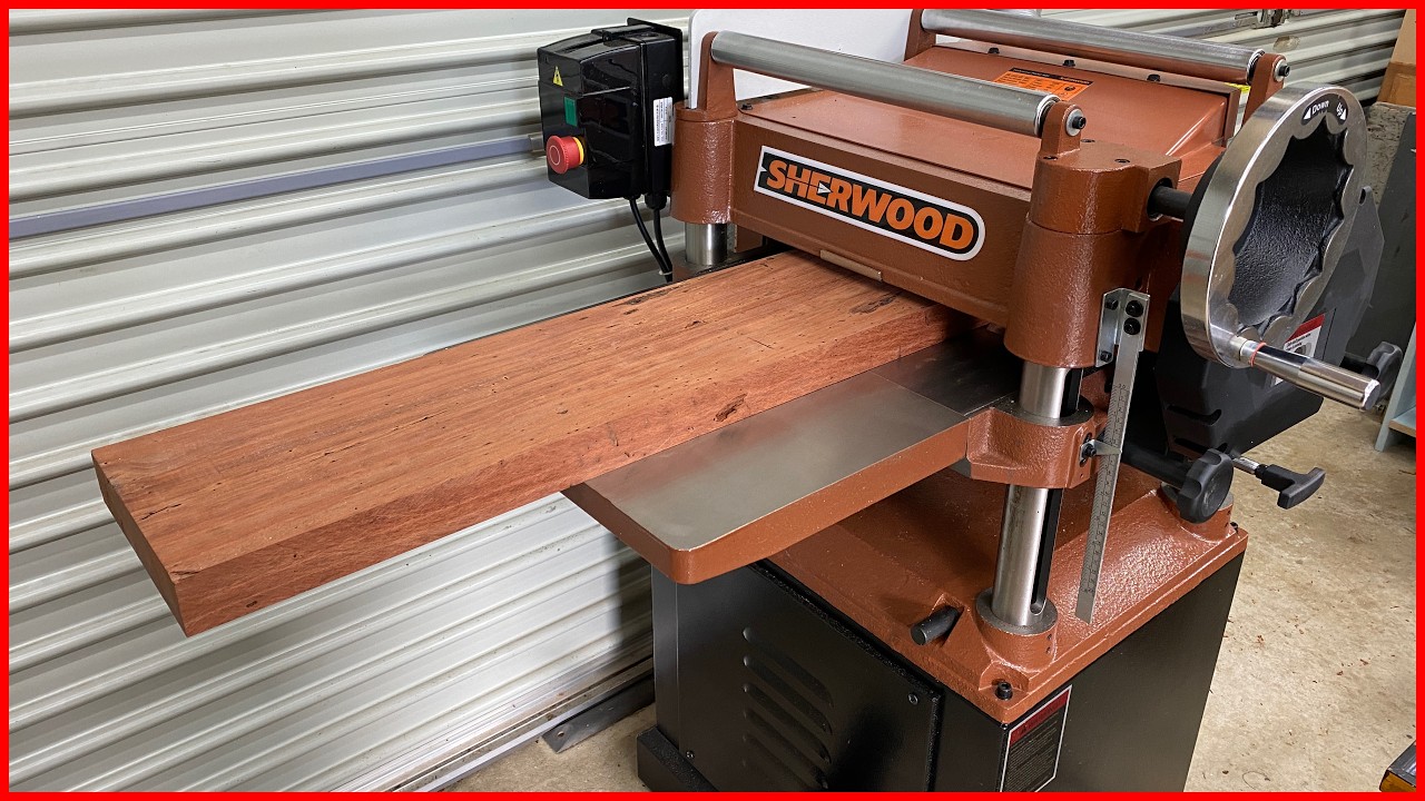 Sherwood 16” Helical Thicknesser | Unboxing and assembly