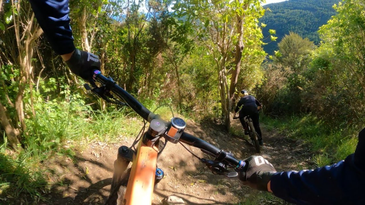 Butters [Fringed Hill Nelson MTB] 2.7K