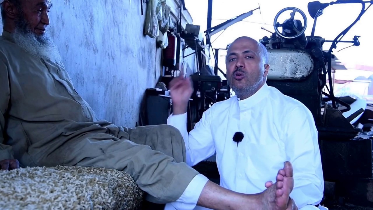 من جديد الدكتور عيد اليحيى مع والده في الورشة والمنزل