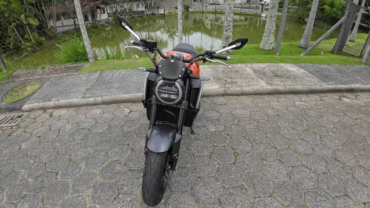 Honda CB650R . Role Para Relaxar .