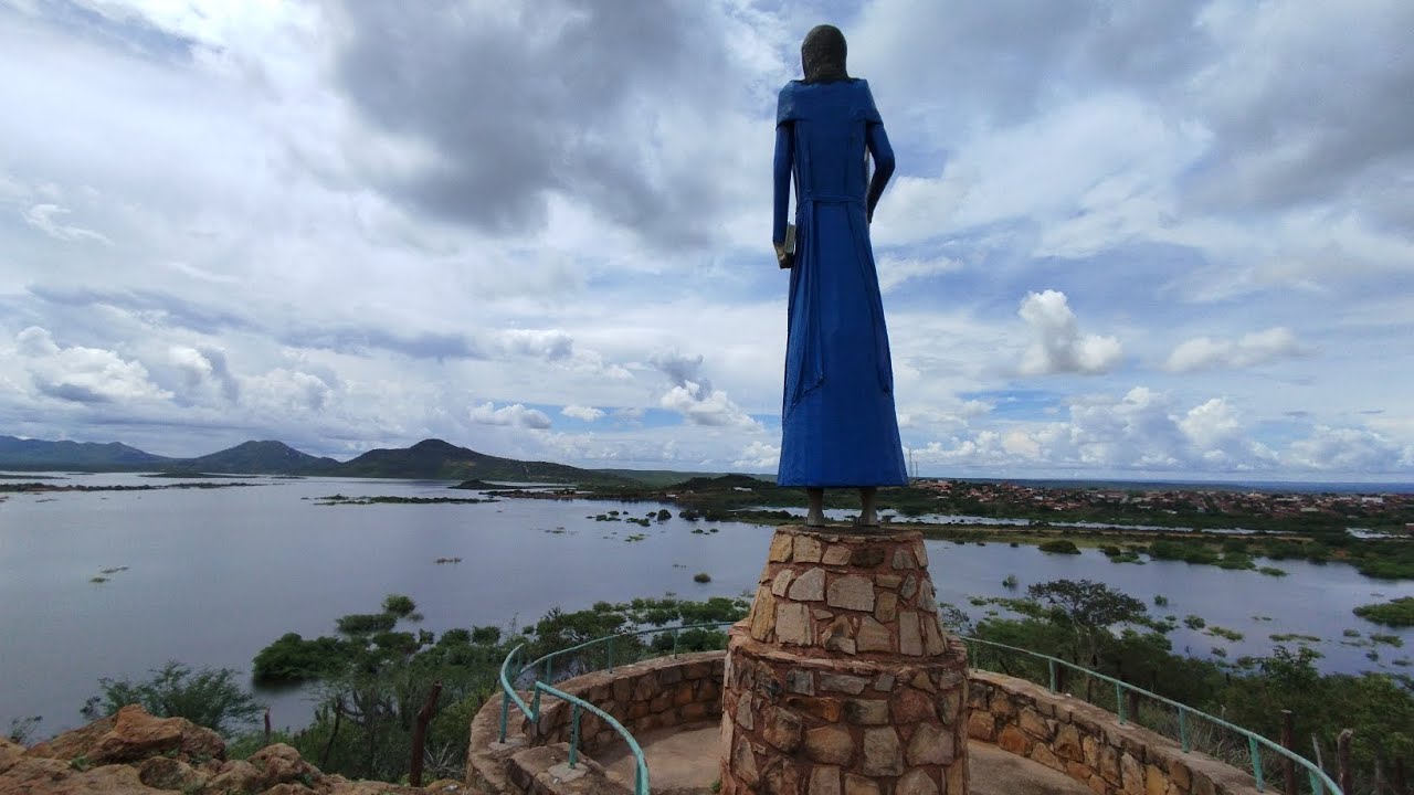 a&ccedil;ude de Cocorob&oacute; (CANUDOS- BAHIA)