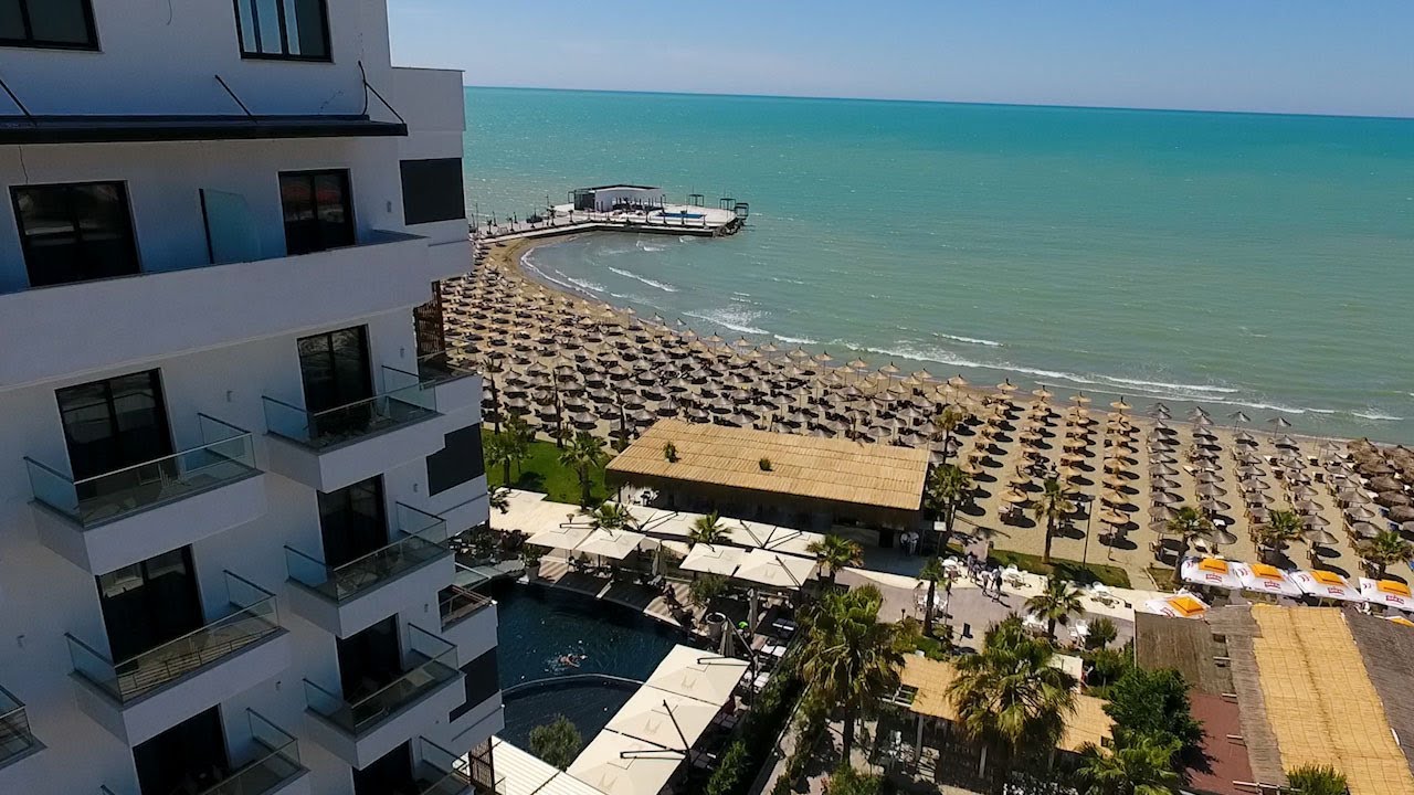 “Gloria Palace” – perla e veriut me pamjen më të bukur të Adriatikut