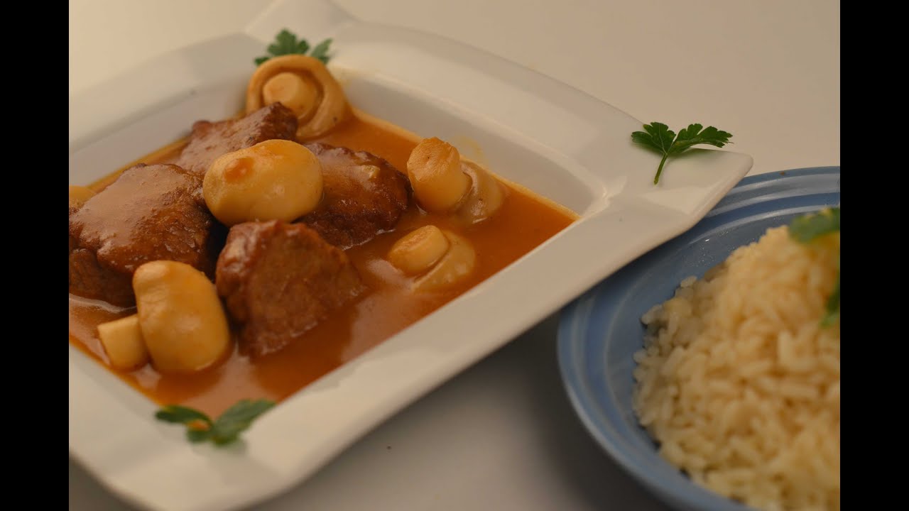 sauté de veau aux champignons miam trop bonتقلية لحم عجل ياللبنة