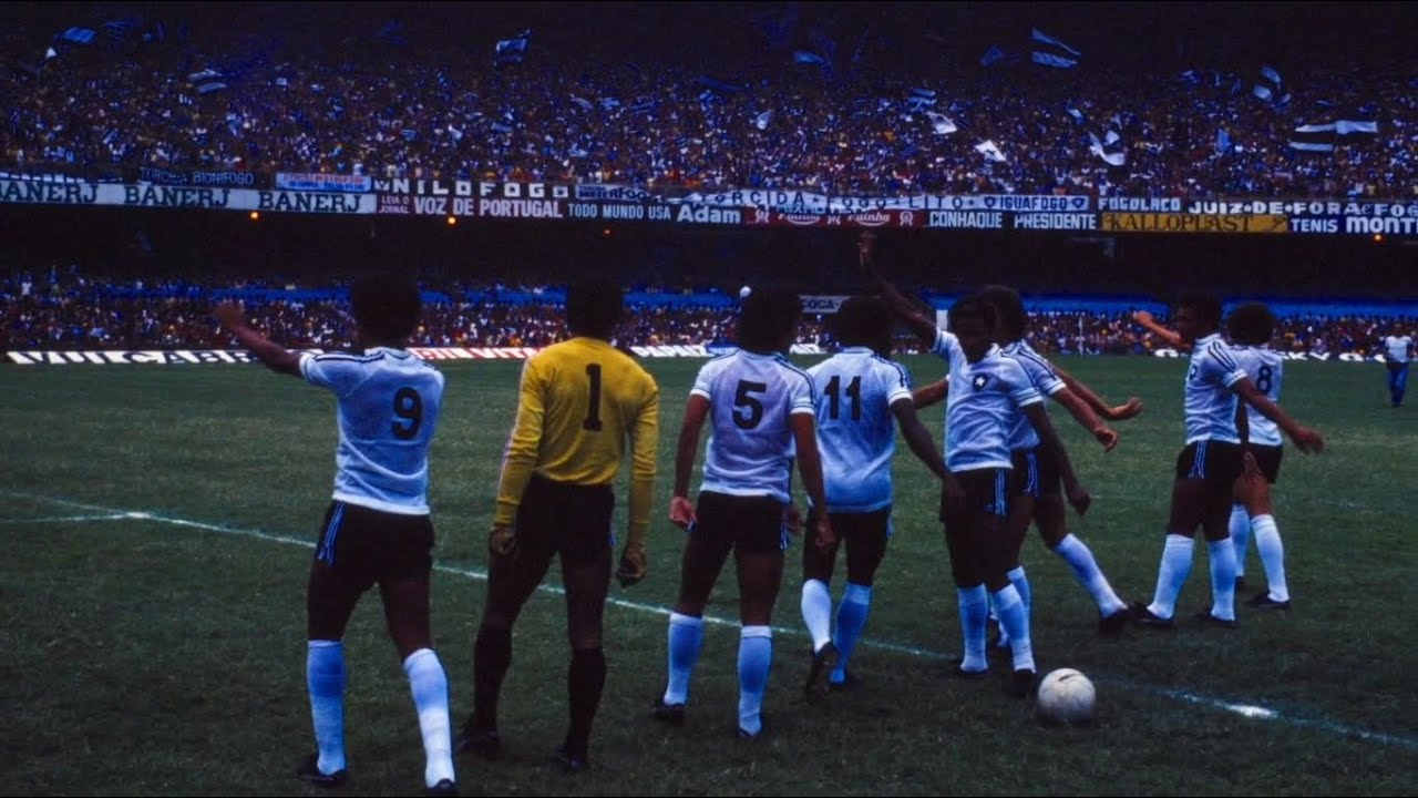 MARACANÃ 1976 IMAGENS RARAS (Entrevista com torcedores, Anel do estádio, Arquibancadas, Geral)