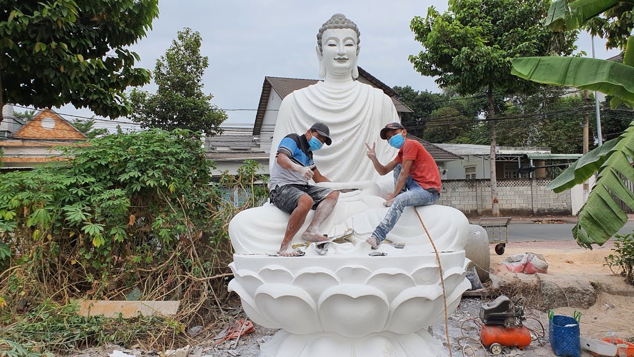 Quá trình làm bức tượng phật cao 3,5m bằng xi măng | making a 3.5m high Buddha statue made of cement