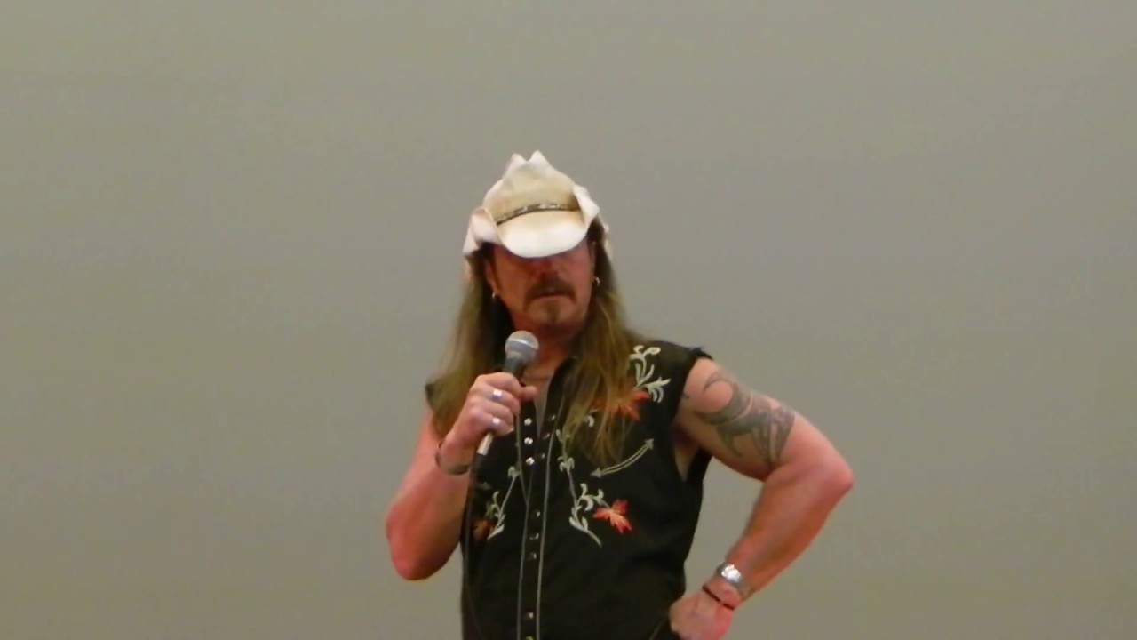 Kawaii Kon 2011 - Scott McNeil - Different Jobs