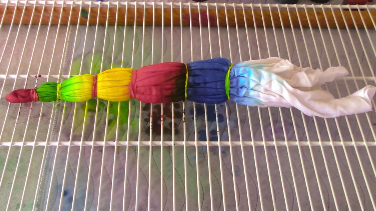 Easy Simple Steps how to tye dye a Bullseye Pattern T Shirt