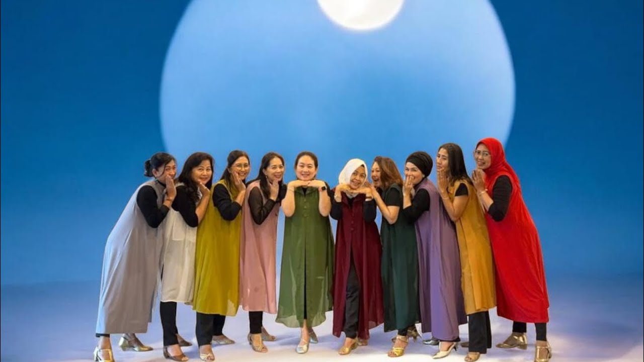 MOON VEIL LINE DANCE
