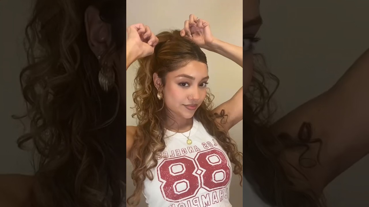 Half ups are a fav 🧚🏻&zwj;♀️ #hairinspo #hairtut #halfuphalfdown #slickback #jazvnessa