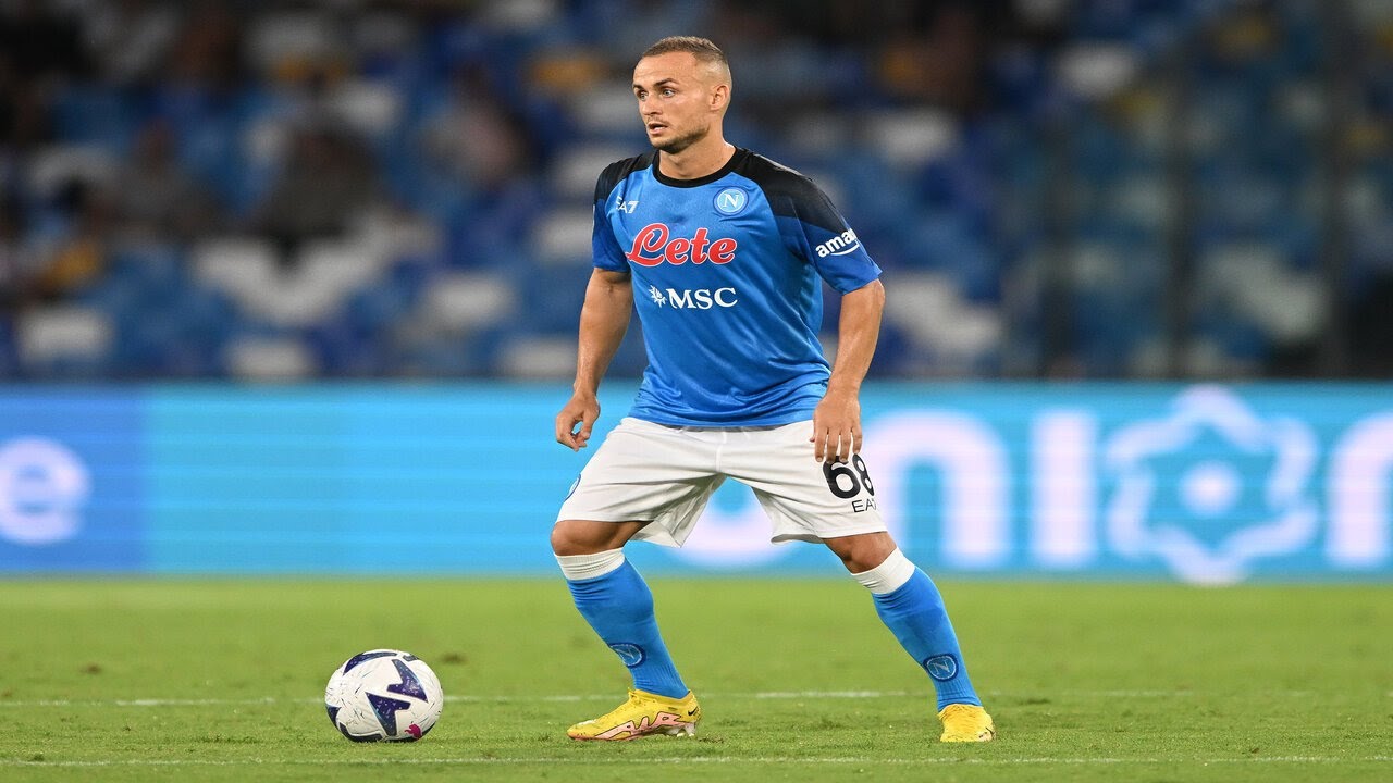 Stanislav Lobotka the Genius Midfielder !
