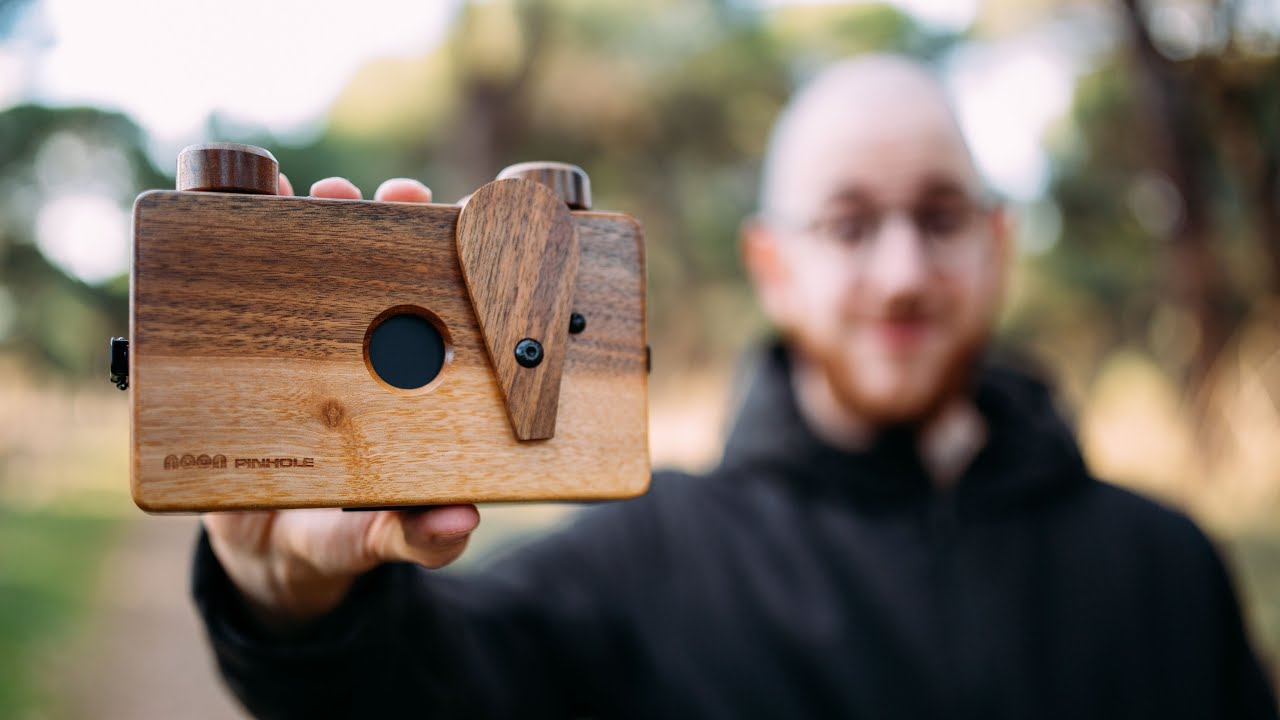 Haciendo fotos con esta CÁMARA DE MADERA | Review Noon pinhole 66