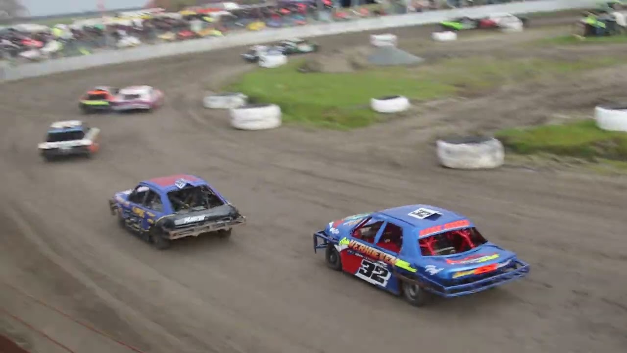 Saloon Stockcars heat 1 KingsNight 2023 BattleNight Speedway Blauwhuis - RaRaRacing