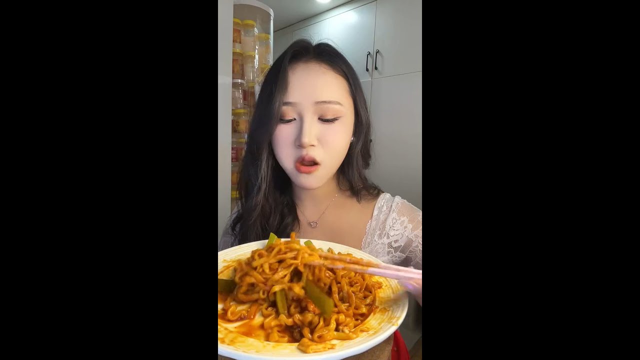 🔴 LIVE: Chinese Girl Eat & Chat ASMR — Soft Mukbang Talk & Real-Life Giggles for Relax Vibes