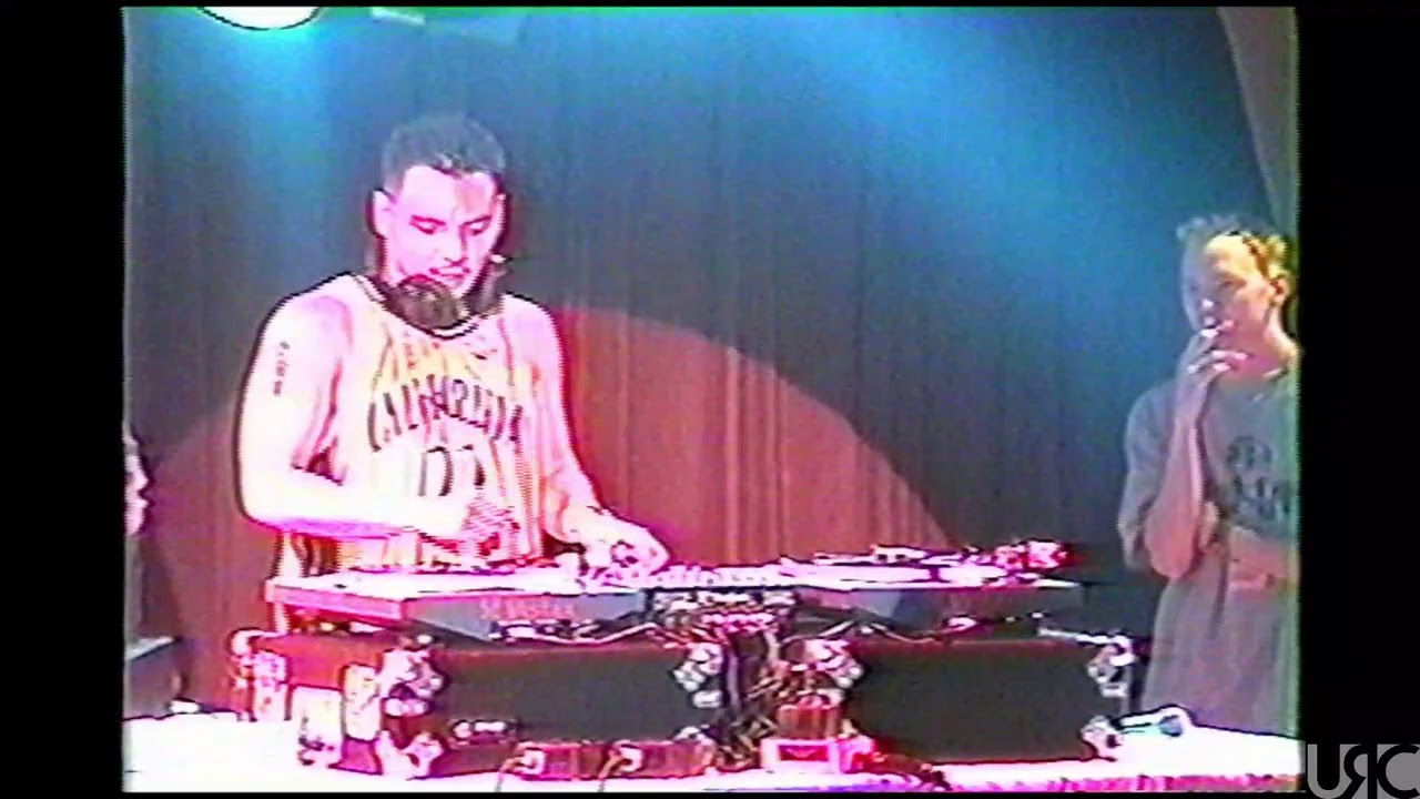 Mix Master Mike @RED's Edmonton