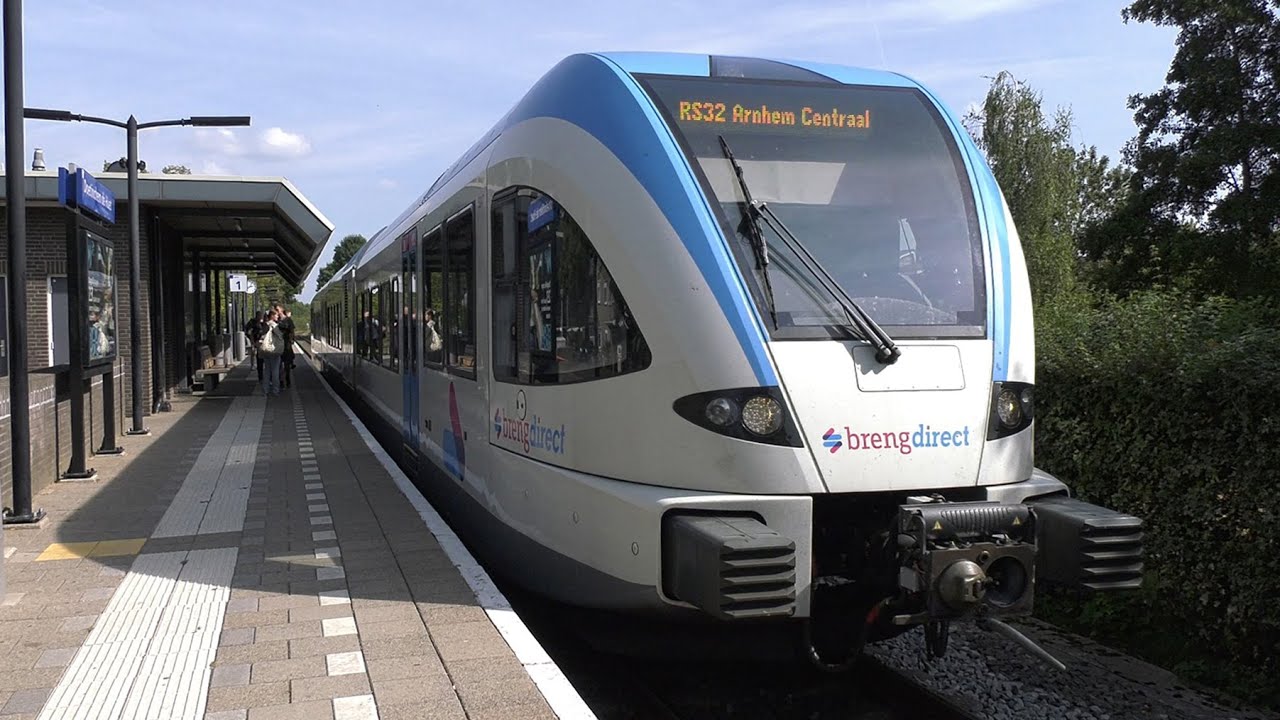 Treinen op station Doetinchem De Huet