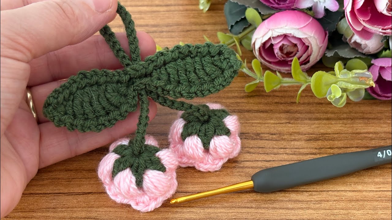Fabulous Easy Crocheted Keychain making 😍 #crochet #knittig #handmade #flower #keşfet