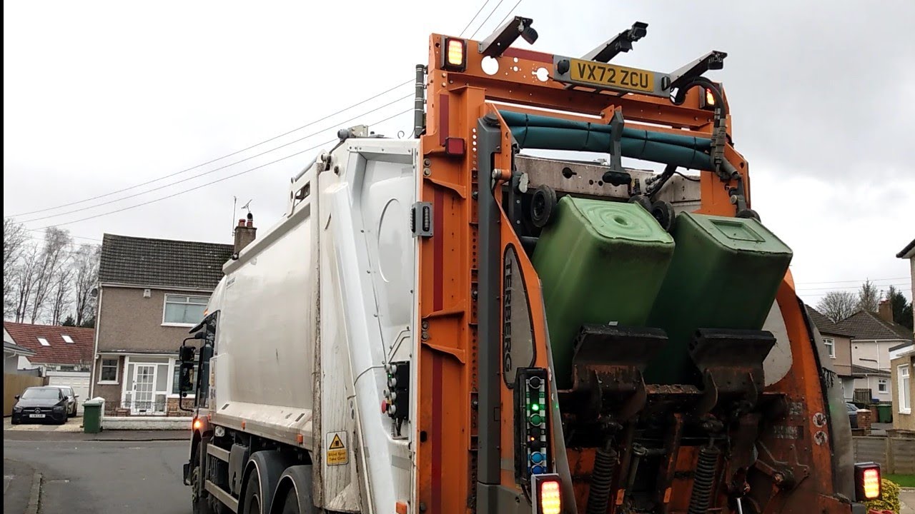 Dennis Eagle Elite+  Olympus Bin Lorry Collecting General Waste