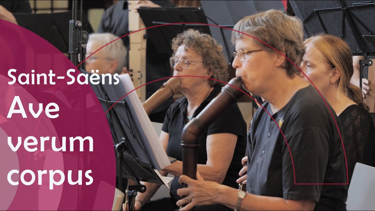 Saint-Saëns: Ave verum corpus | Berliner Blockflöten Orchester