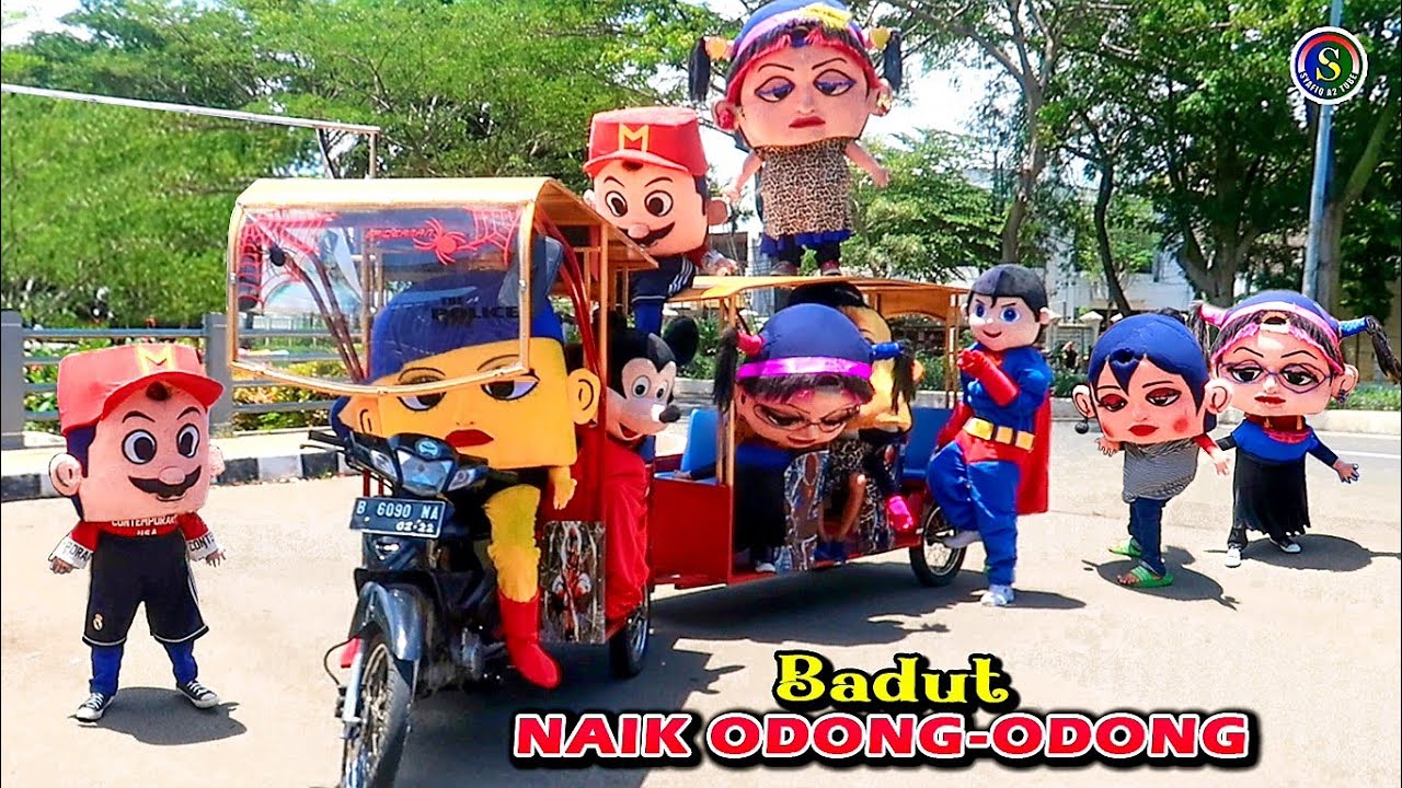 BADUT MAMPANG NAIK ODONG-ODONG ~ Naik Odong-odong Rombongan Badut