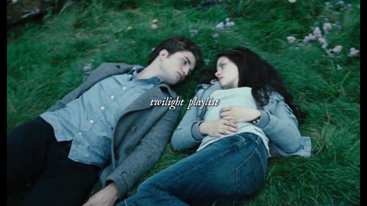 Twilight Playlist: Rainy drive through Forks