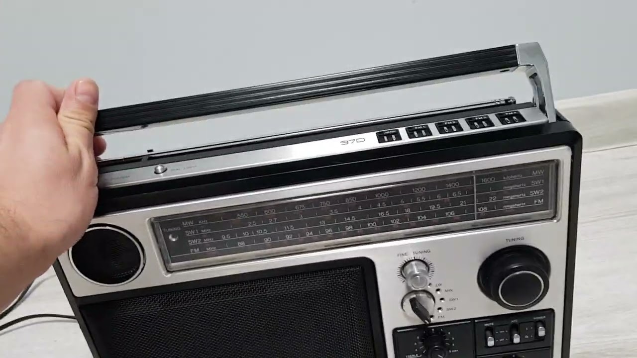 Тест роботи вінтажного радіо PHILIPS 970 (90AL970/00S) - 1980 рік. Частина 2, підключення AUX.