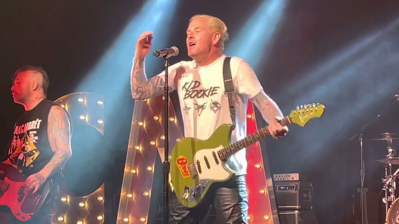 Corey Taylor - Tired