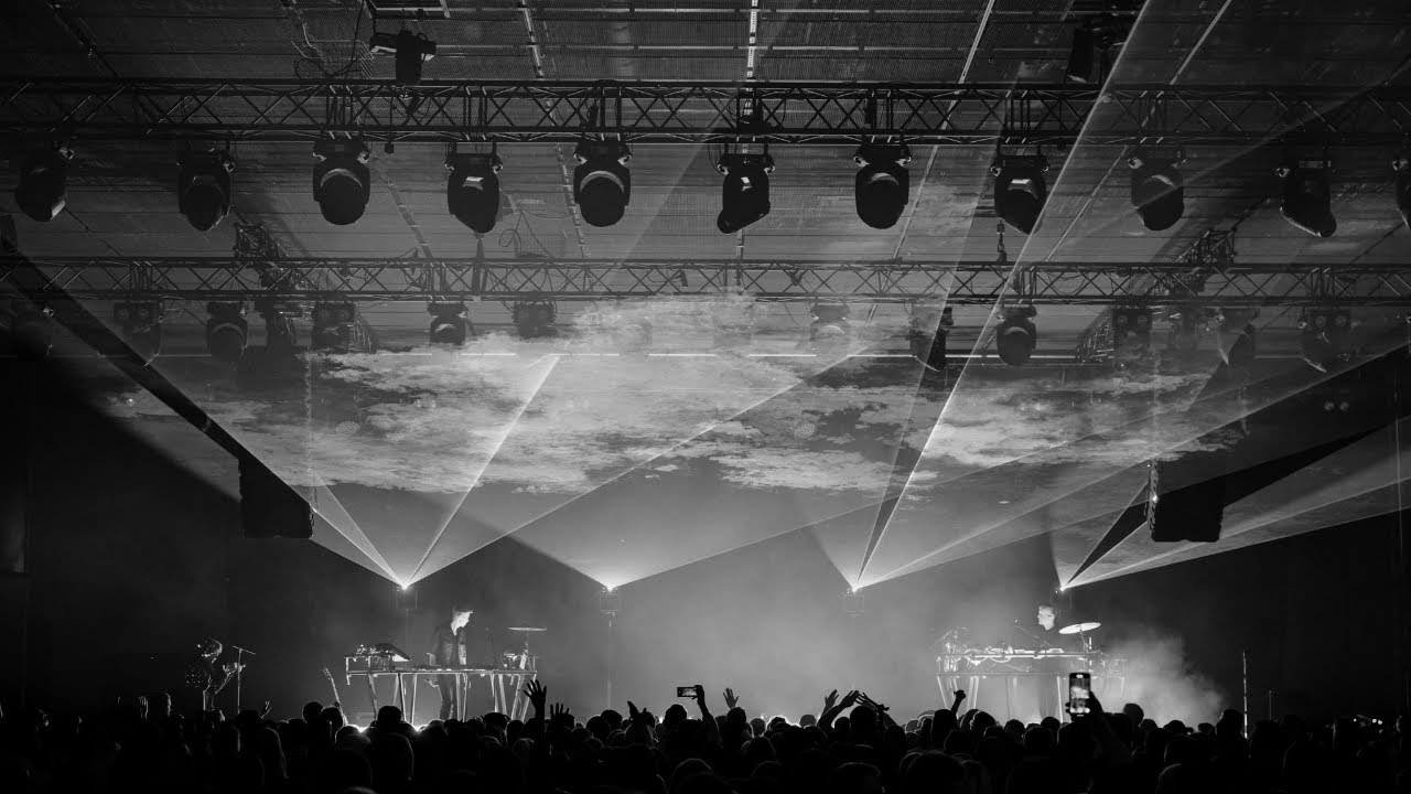 P&uacute;r M&uacute;dd - Segased Lood (Live at Eesti Rahva Muuseum)