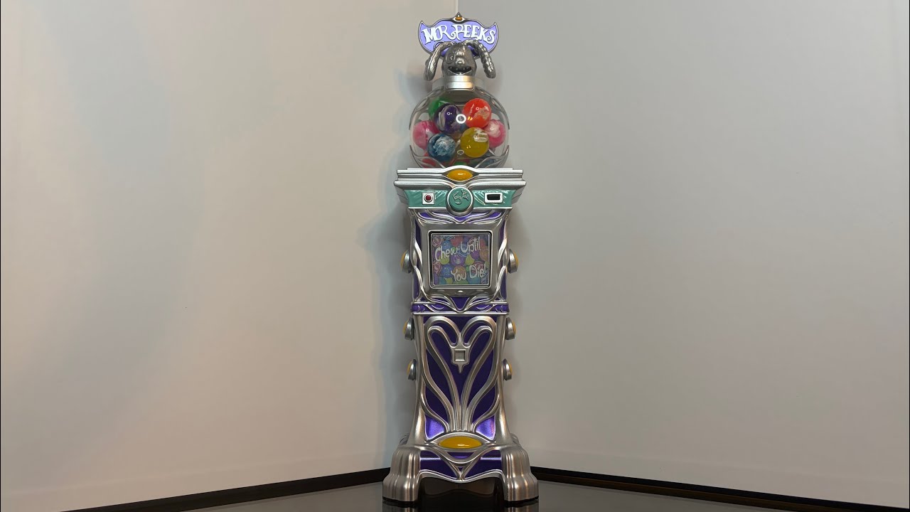 Call of Duty Zombies: Mr. Peeks Gobble Gum Machine Unboxing and Review